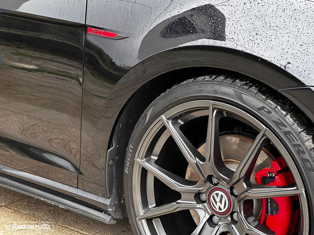 VW Golf GTI BlueMotion - 22