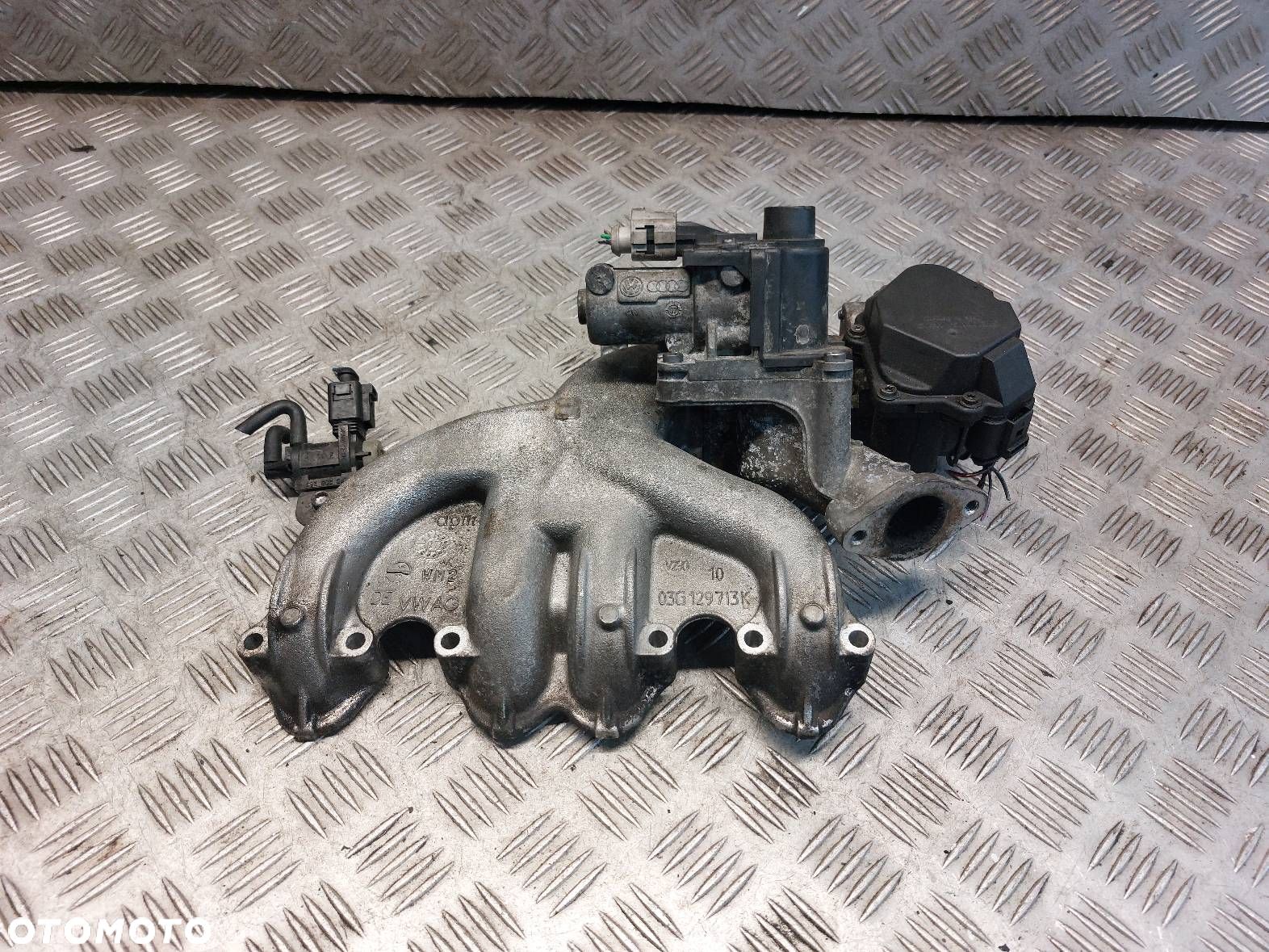 KOLEKTOR SSĄCY + PRZEPUSTNICA PASSAT B6 03G129713K 03G129637A - 1