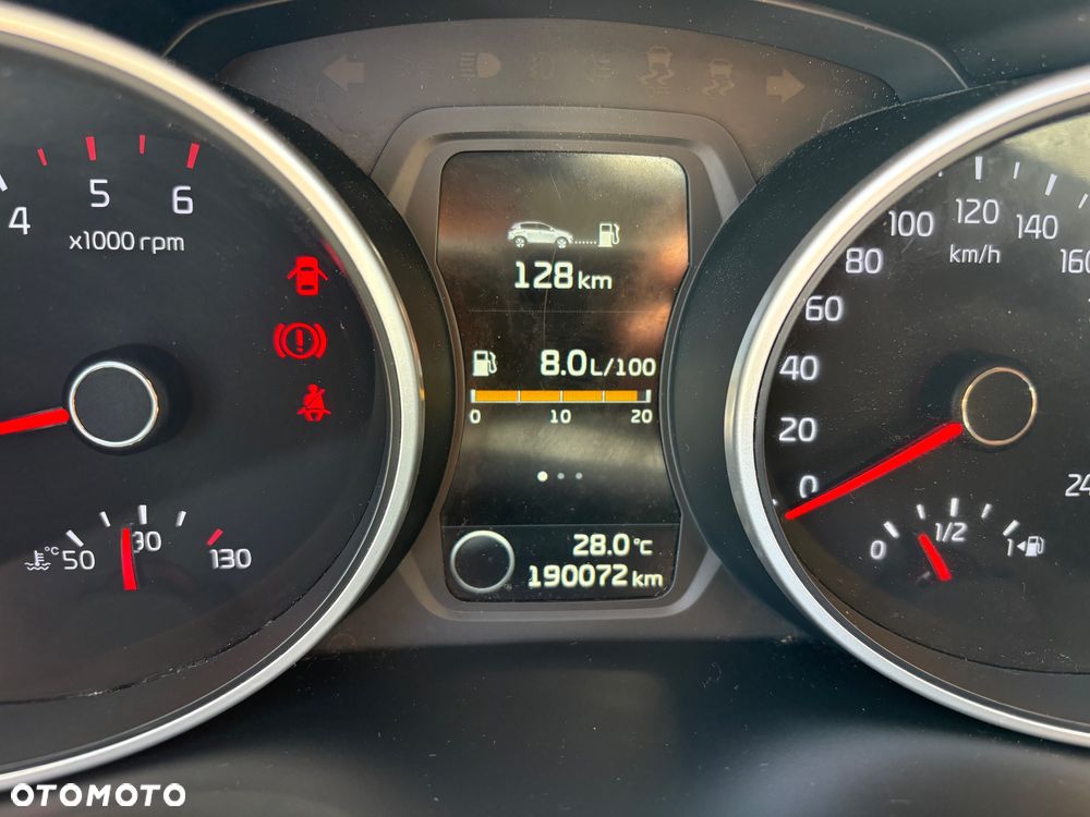 Kia Sportage 2.0 CRDI L AWD - 13