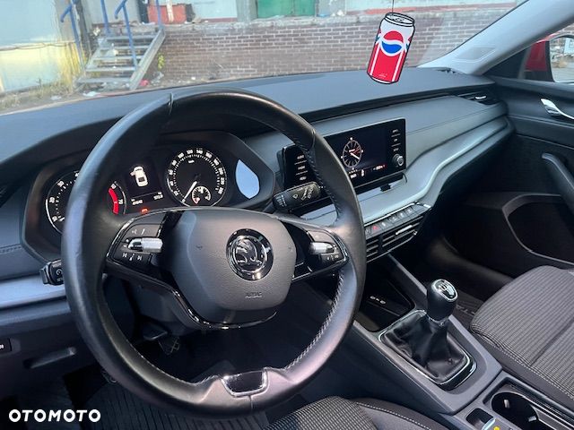 Skoda Octavia 1.5 TSI ACT Ambition - 5