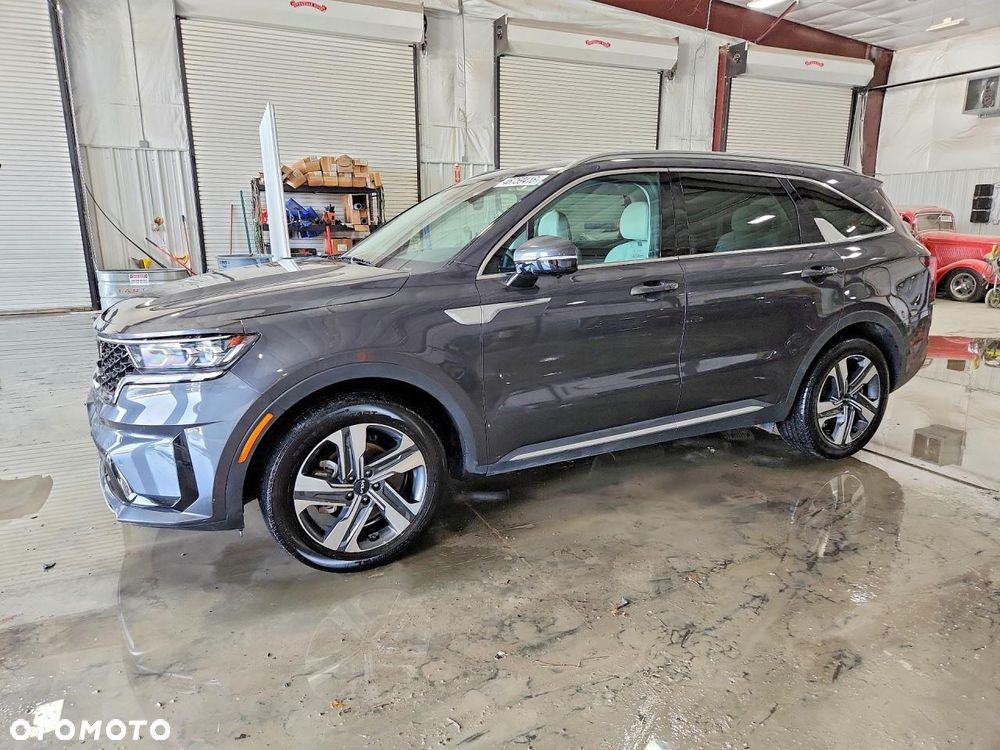 Kia Sorento - 2