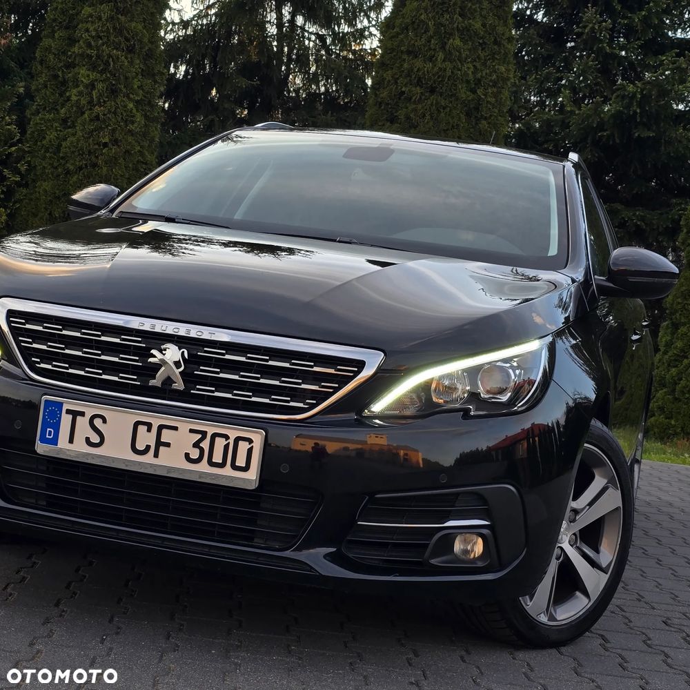 Peugeot 308 SW 1.2 PureTech GPF Active S&S EAT8 - 5