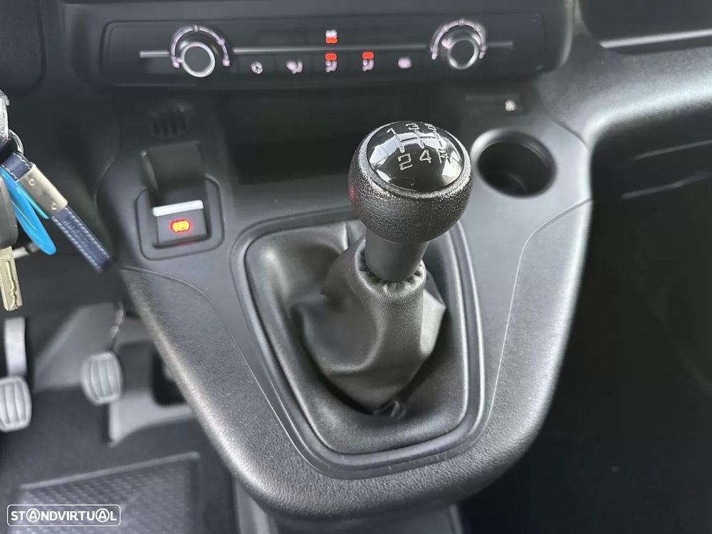 Peugeot partner 1.6hdi 3 lugares iva dedutivel - 31