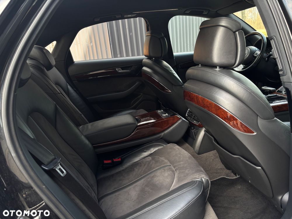 Audi A8 - 11