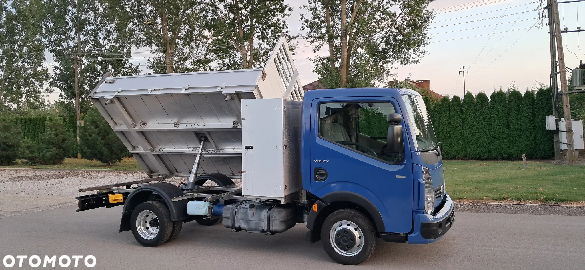 Renault Maxity 130.35 - 7