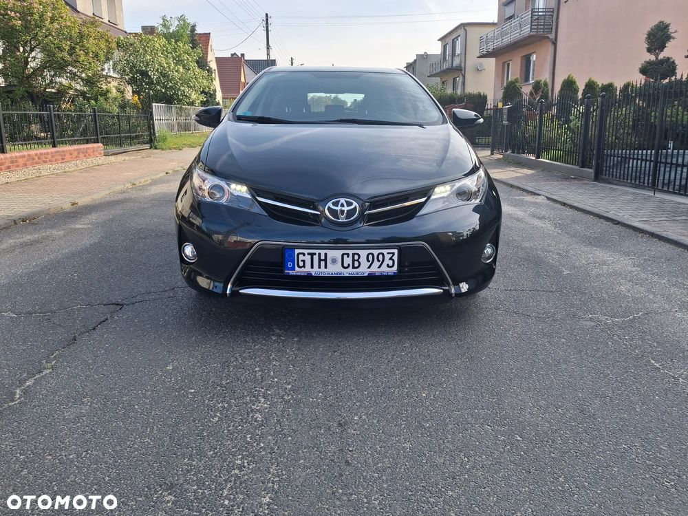 Toyota Auris 1.6 Executive - 3