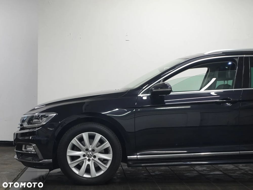 Volkswagen Passat 2.0 TDI SCR DSG Highline - 14