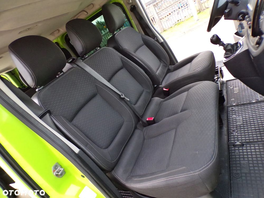 Opel Vivaro L2H1 2,9t Edition Business - 23