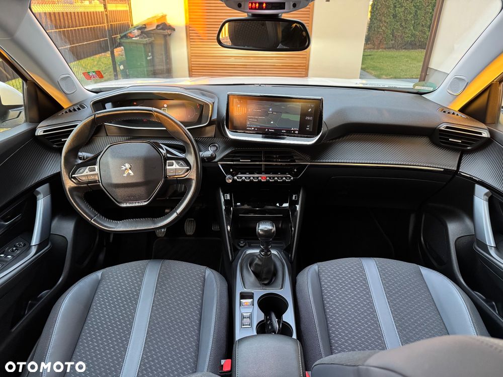 Peugeot 2008 PureTech 100 Stop&Start Allure - 25