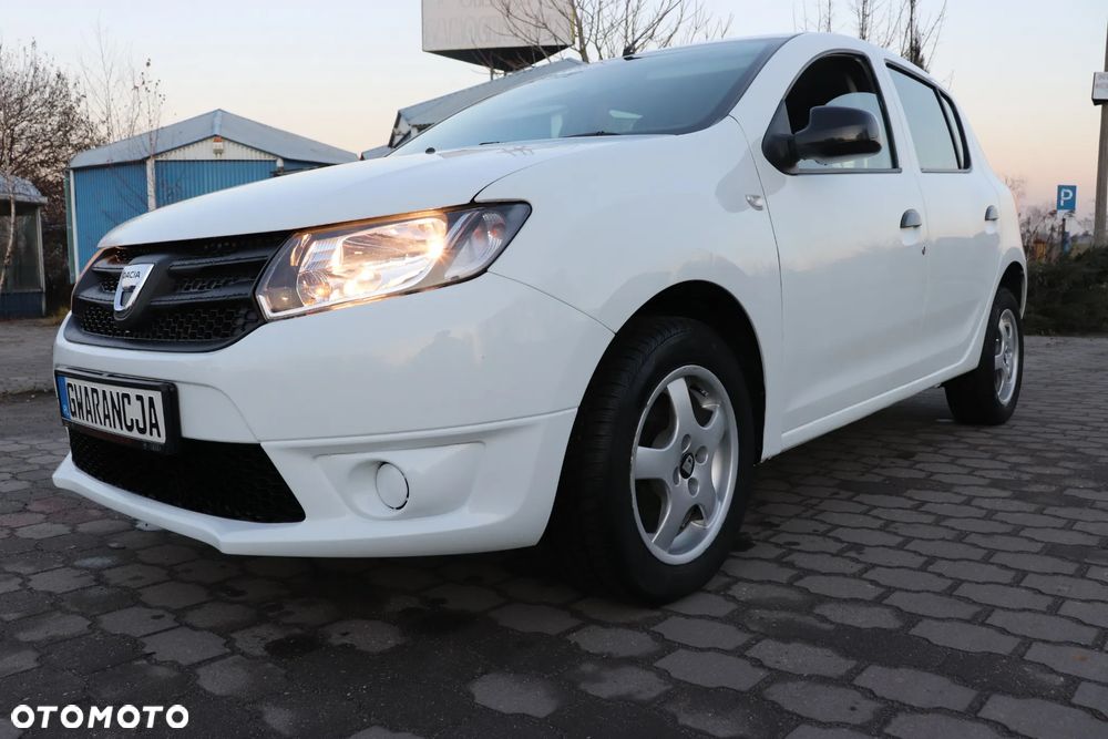 Dacia Sandero dCi 90 Laureate - 25