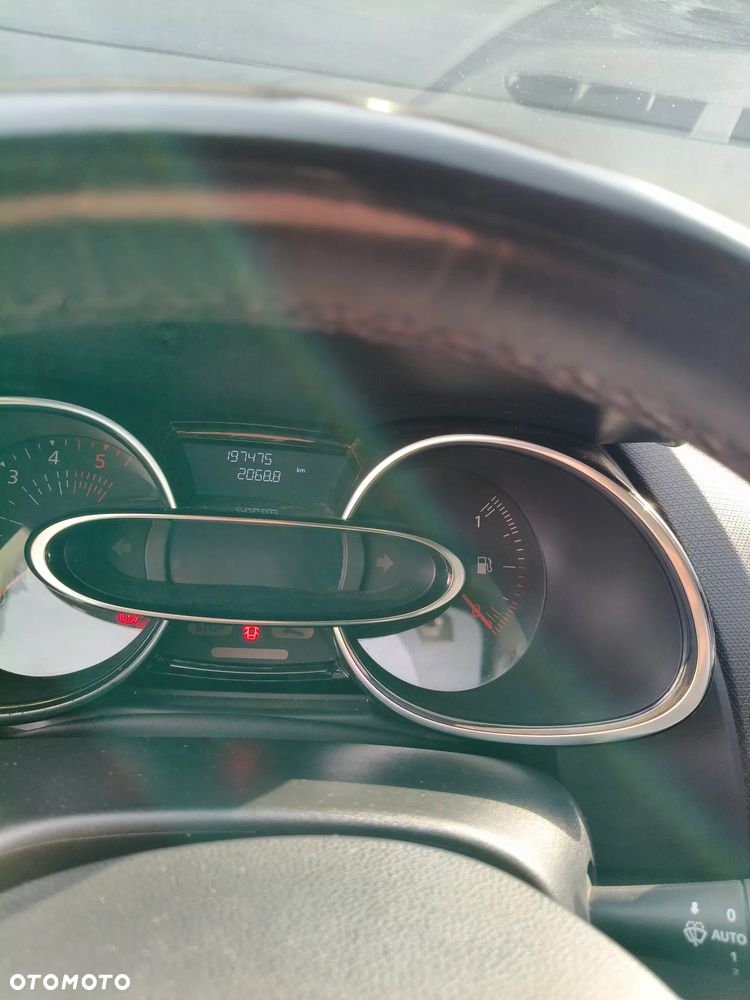 Renault Clio 1.5 dCi Alize - 9