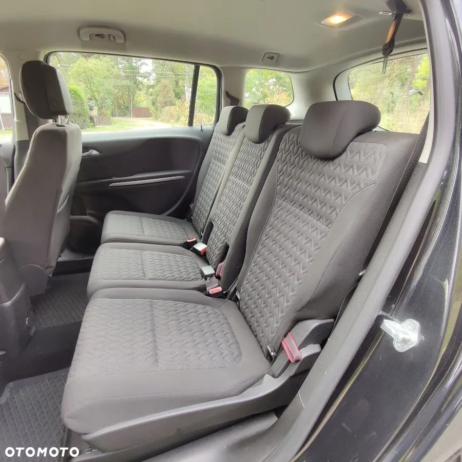 Opel Zafira - 34