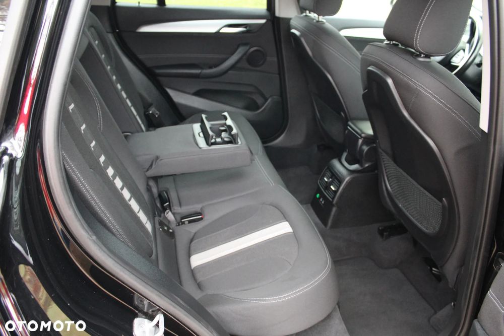 BMW X1 sDrive18d Advantage - 25