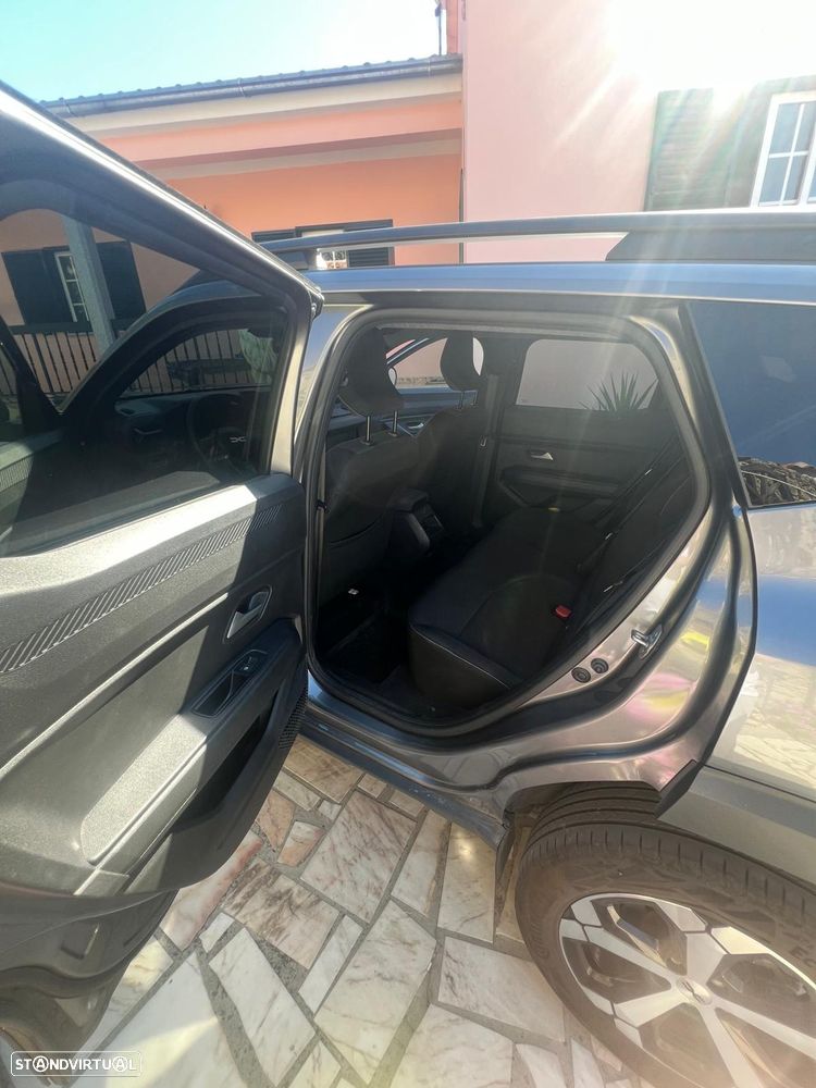 Dacia Duster 1.6 Hybrid Journey - 11