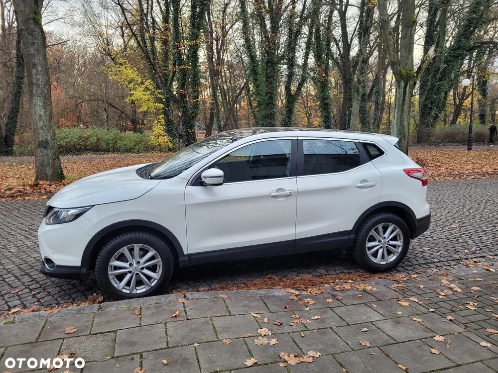 Nissan Qashqai - 2