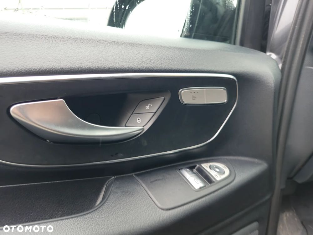 Mercedes-Benz Vito 119 - 21
