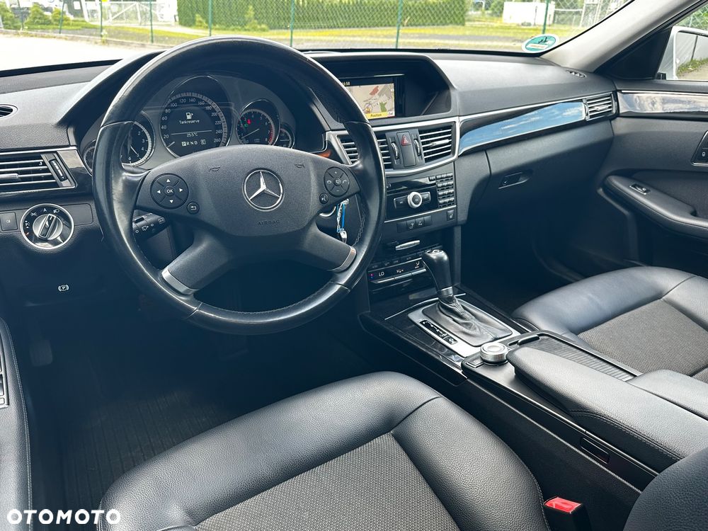 Mercedes-Benz Klasa E - 12