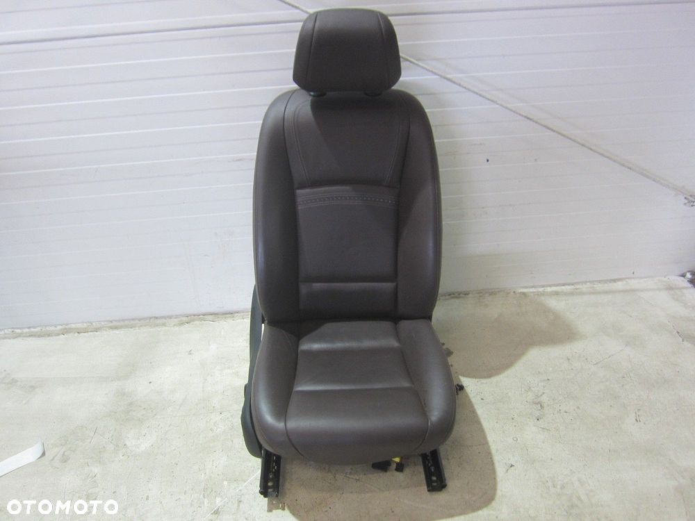 BMW 5 F10 FOTELE FOTEL PRAWY PASAZERA BRĄZOWY BRĄZ MOKKA 52107350221 - 2
