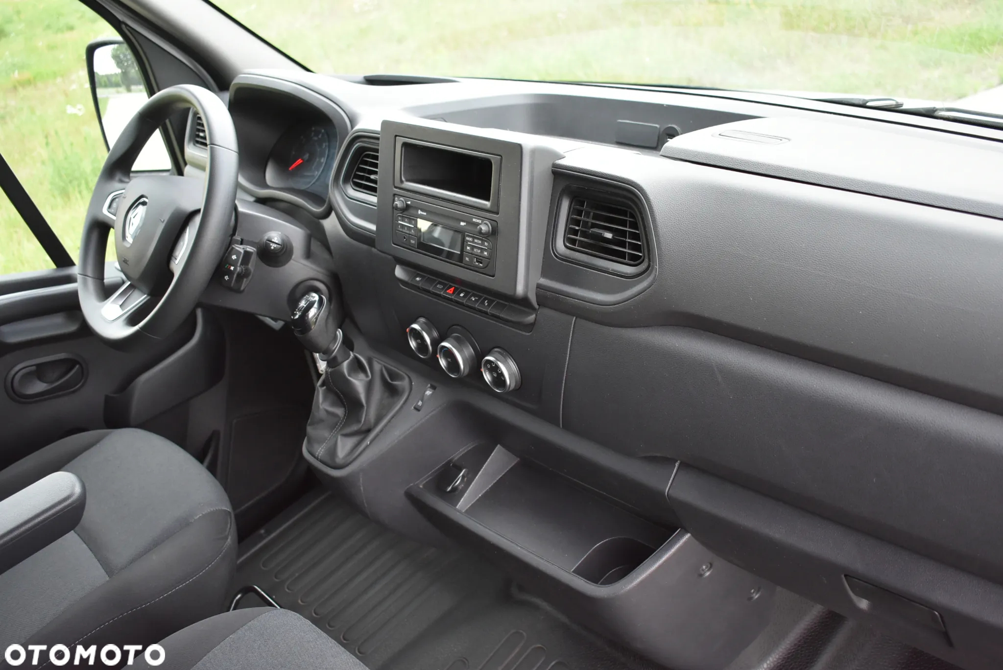 Renault MASTER L2H3 48 tys KM 2020/2021 - 11