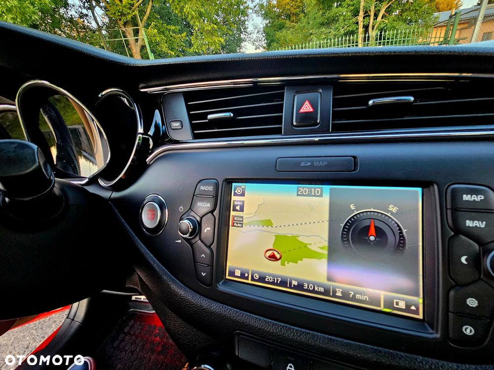 Kia Ceed - 7