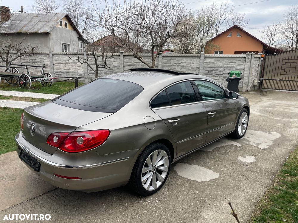 Volkswagen Passat CC - 4