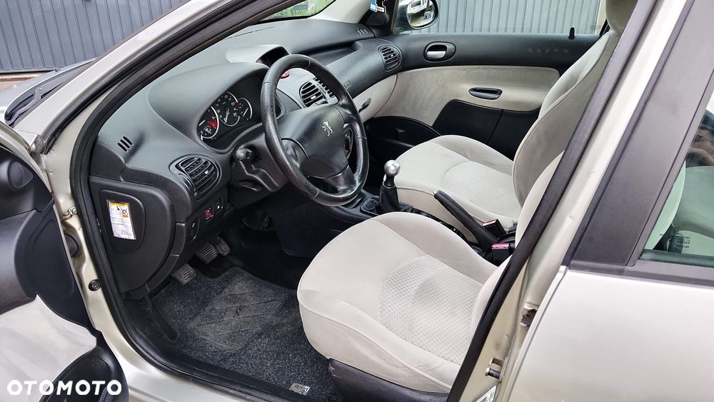 Peugeot 206 1.4 Quiksilver - 10
