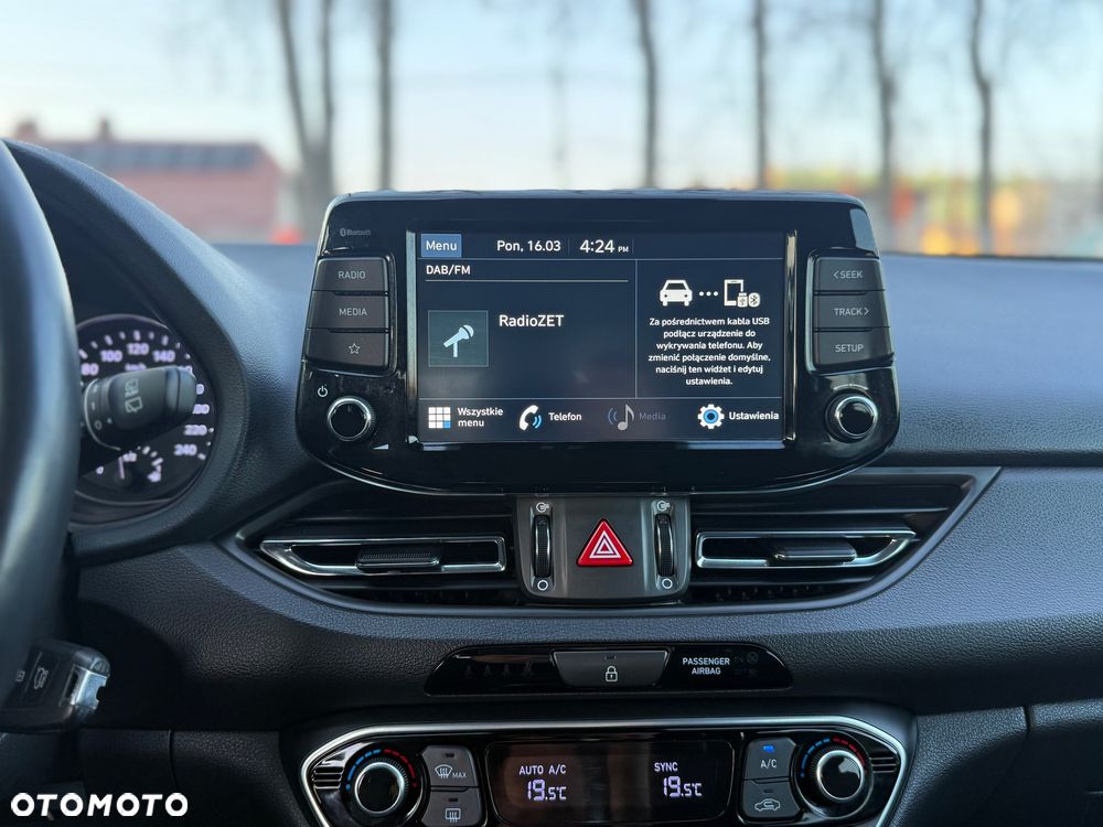 Hyundai i30 1.5 DPI Smart - 25