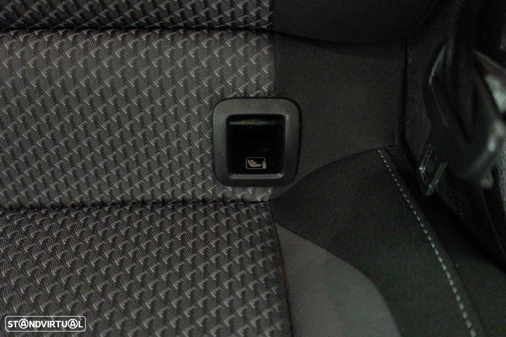 VW Passat Variant 1.6 TDI Confortline - 11