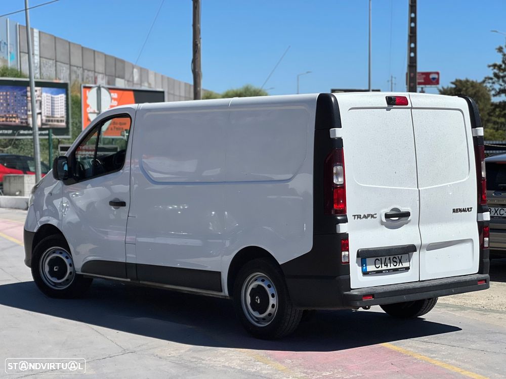 Renault Trafic - 2