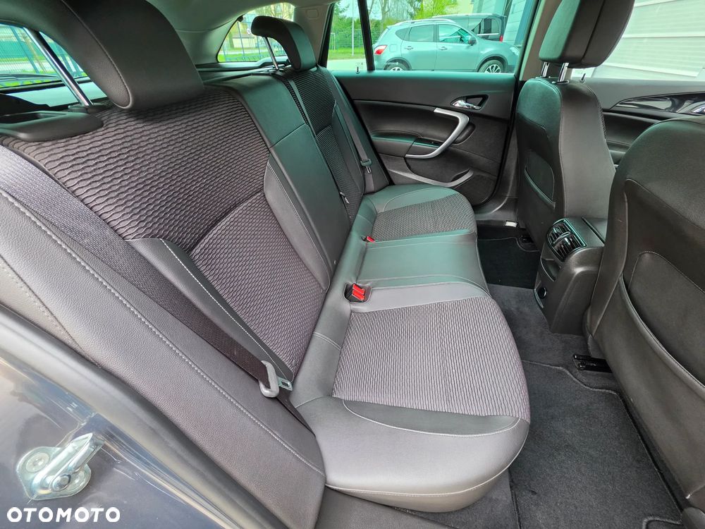 Opel Insignia 1.4 T Cosmo S&S - 19