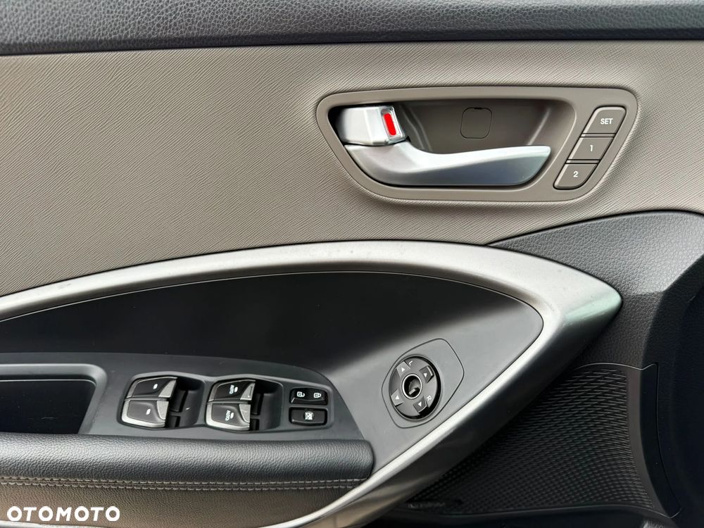 Hyundai Santa Fe - 29