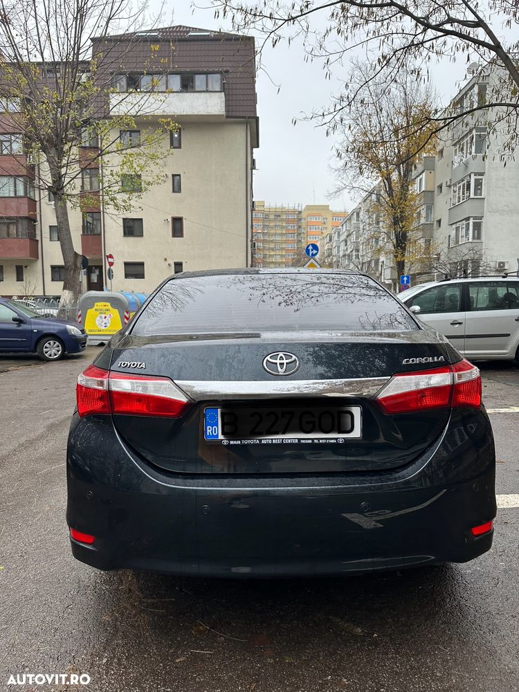 Toyota Corolla 1.4 D-4D Sol - 10