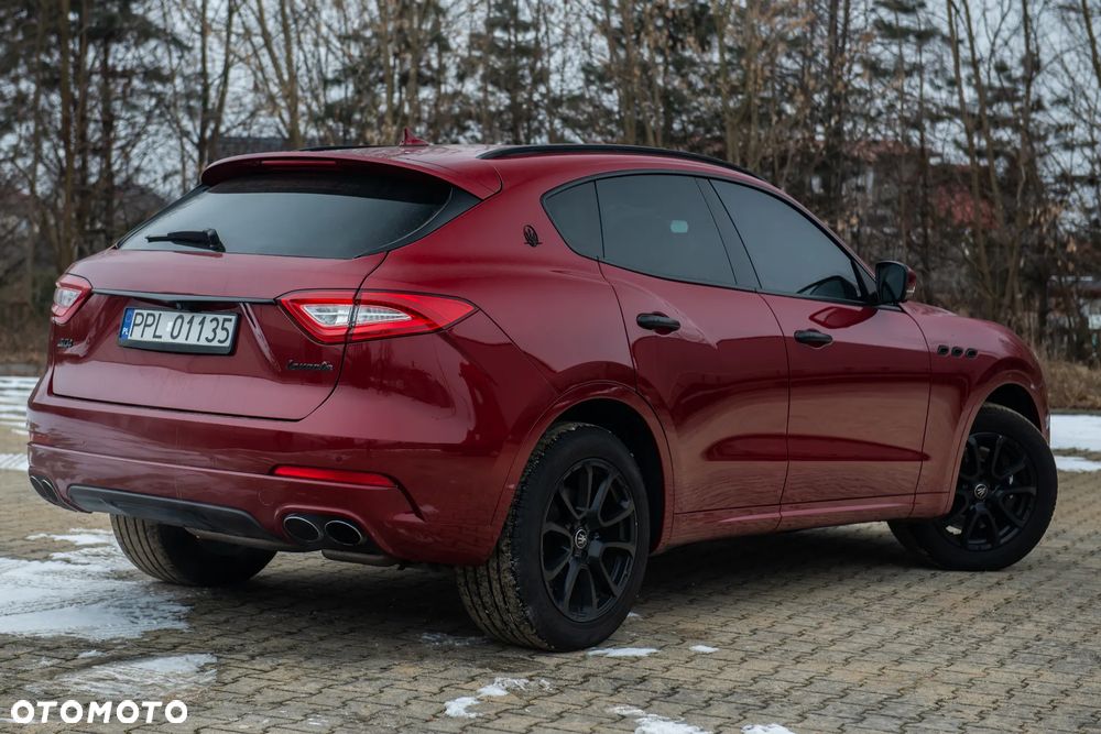 Maserati Levante S Q4 GranLusso - 10