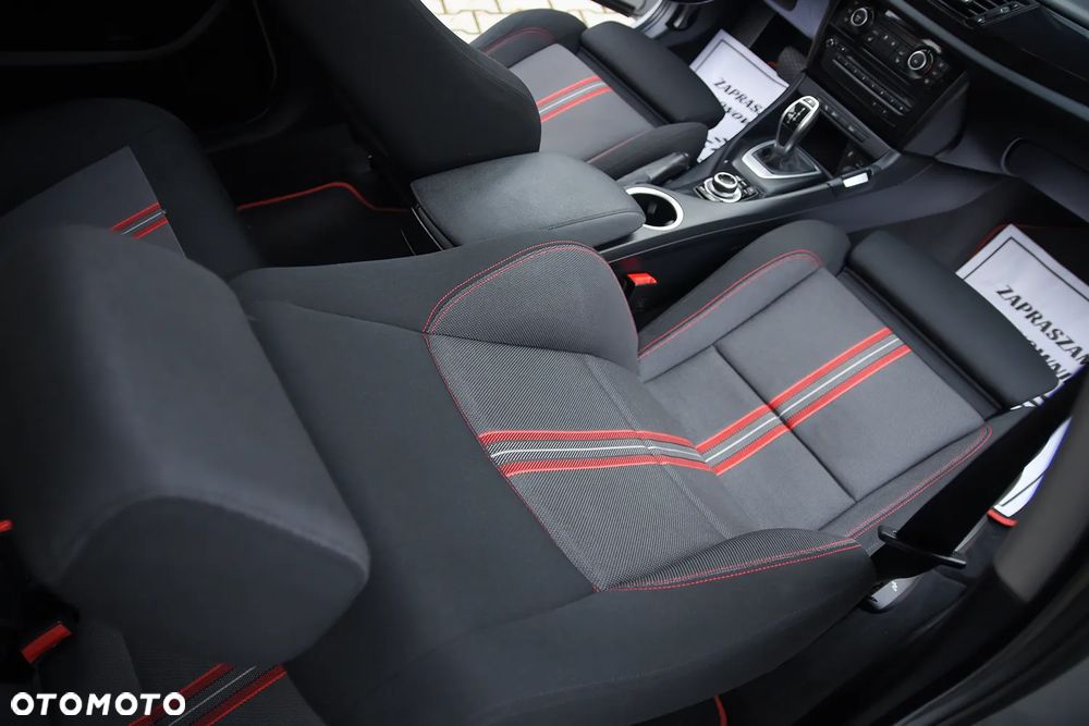 BMW X1 sDrive20d Sport Line - 33