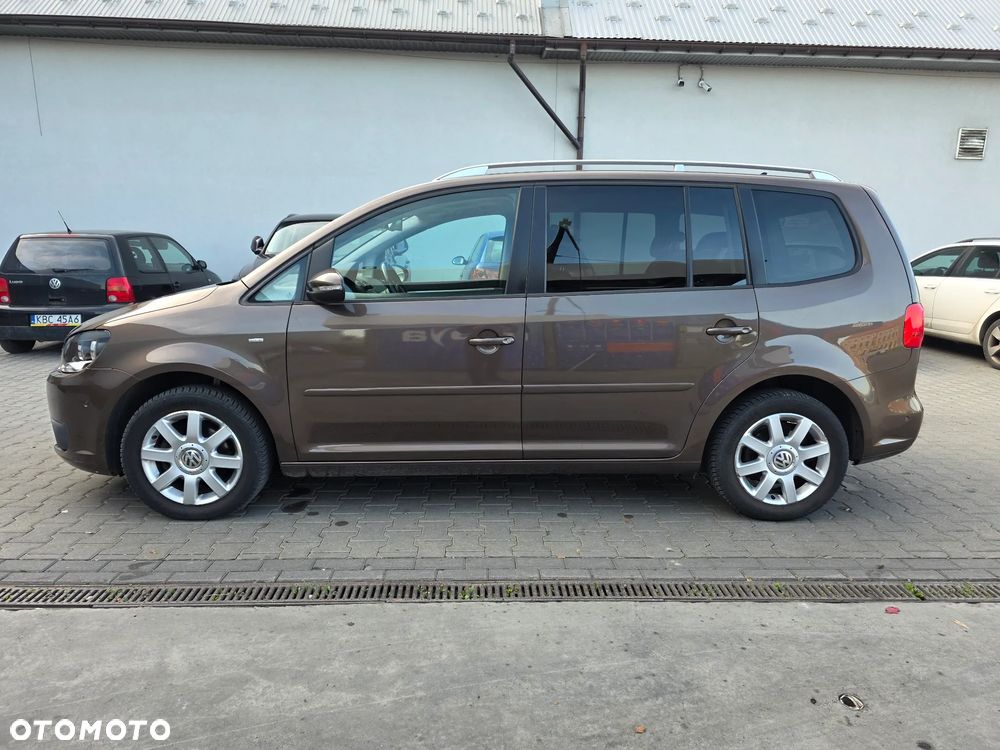 Volkswagen Touran - 8