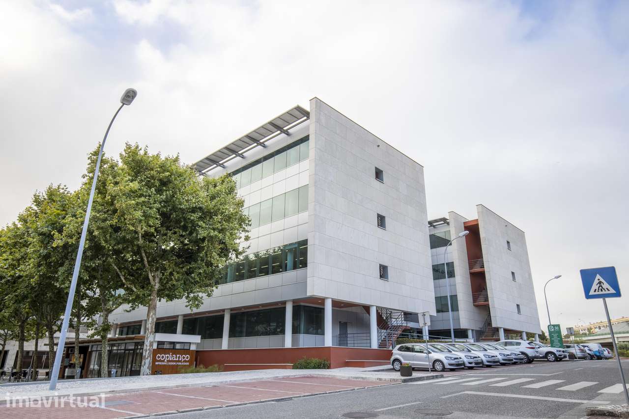Escritório privado para arrendar na Regus Lisbon, Quinta da Fonte - Grande imagem: 2/10