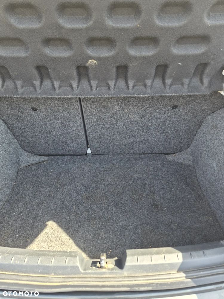 Seat Ibiza SC 1.4 16V Entry - 26