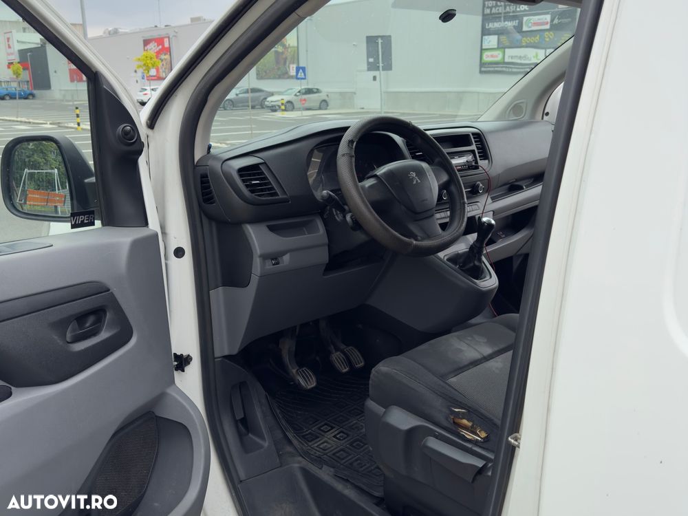 Peugeot Expert - 8
