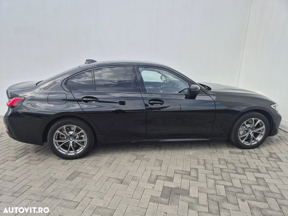 BMW Seria 3 330d xDrive AT MHEV - 6
