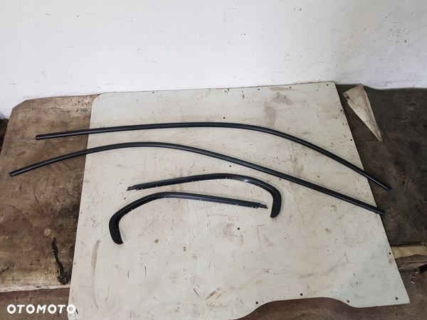 LISTWY ZEWNĘTRZNE KAROSERYJNE 7129666 BMW E91 LIFT KOMPLET