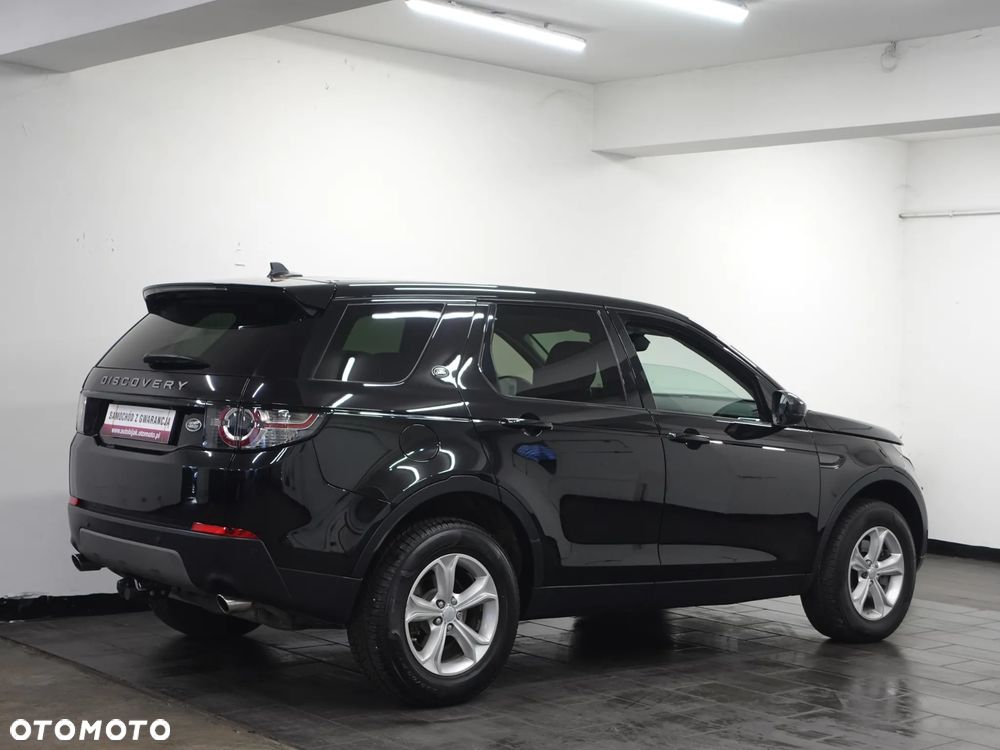 Land Rover Discovery Sport - 8