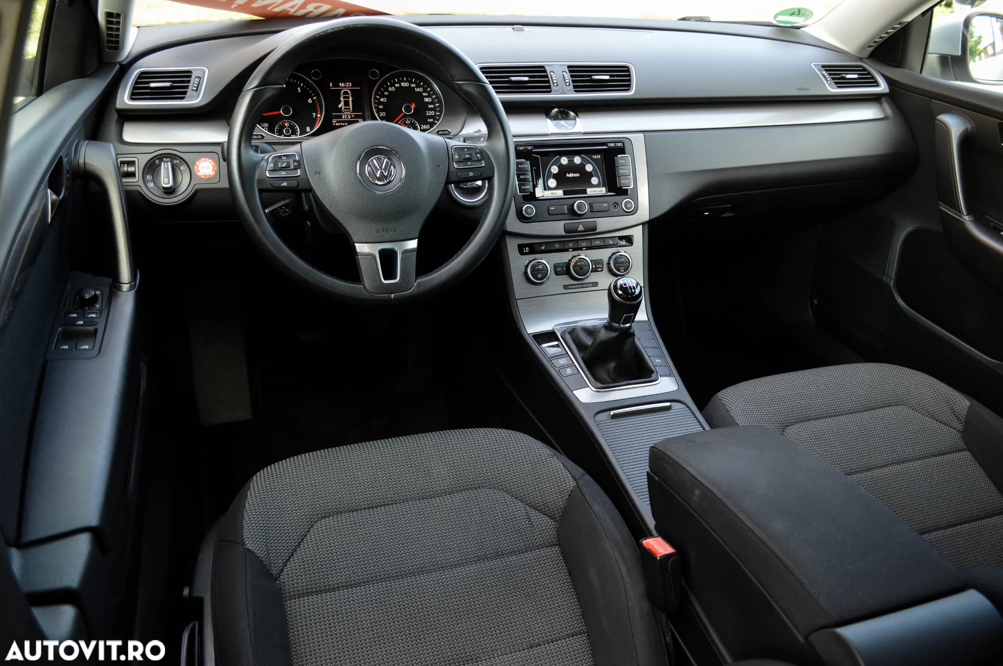 Volkswagen Passat 1.4 TSI BlueMotion Technology Comfortline - 7