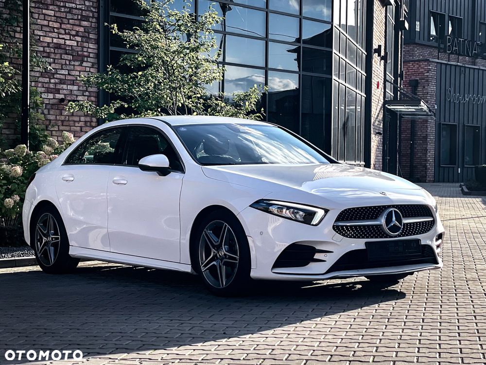 Mercedes-Benz Klasa A 180 7G-DCT AMG Line - 4