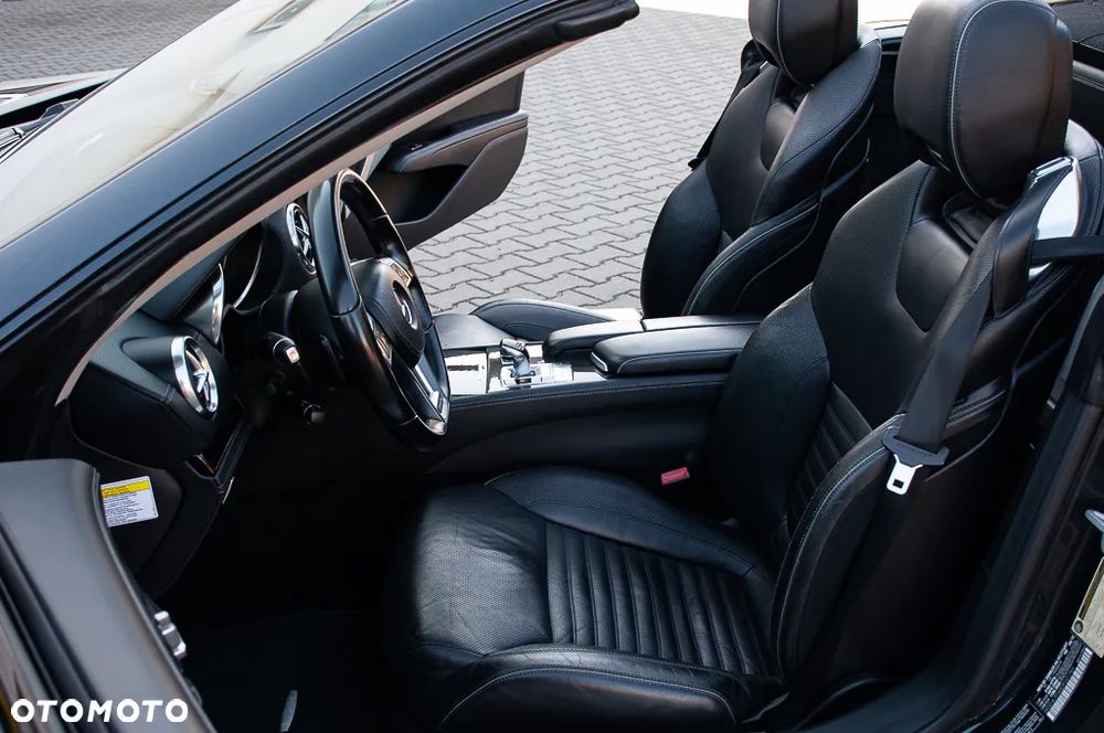Mercedes-Benz SL - 30