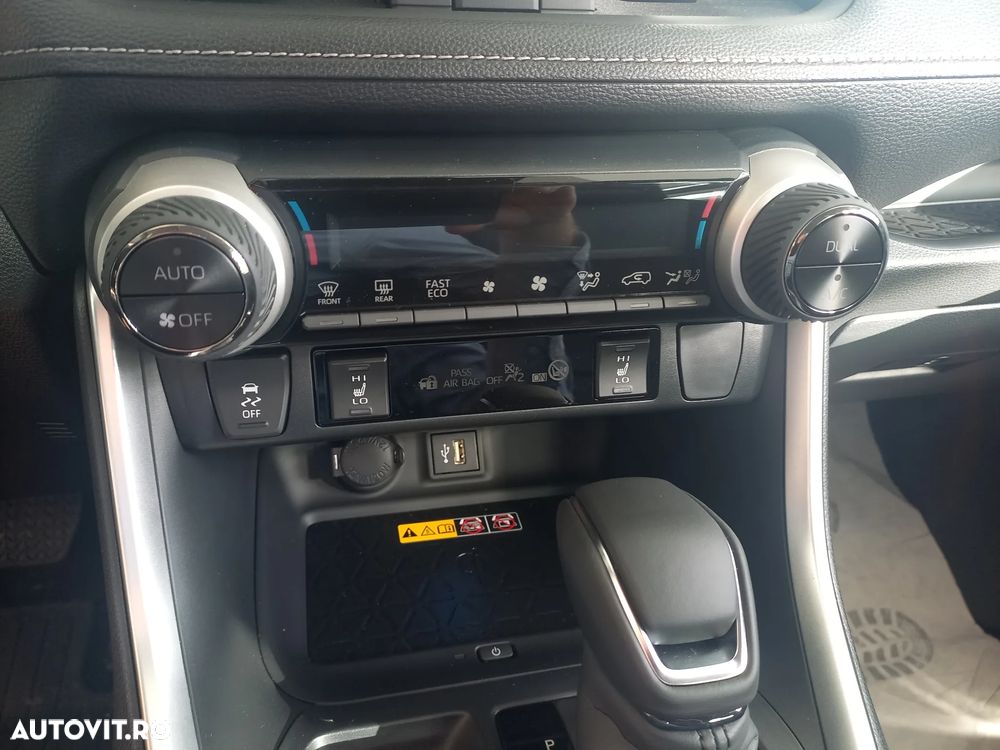 Toyota RAV4 2.5 Hybrid VVT-iE 4x4 Luxury - 17