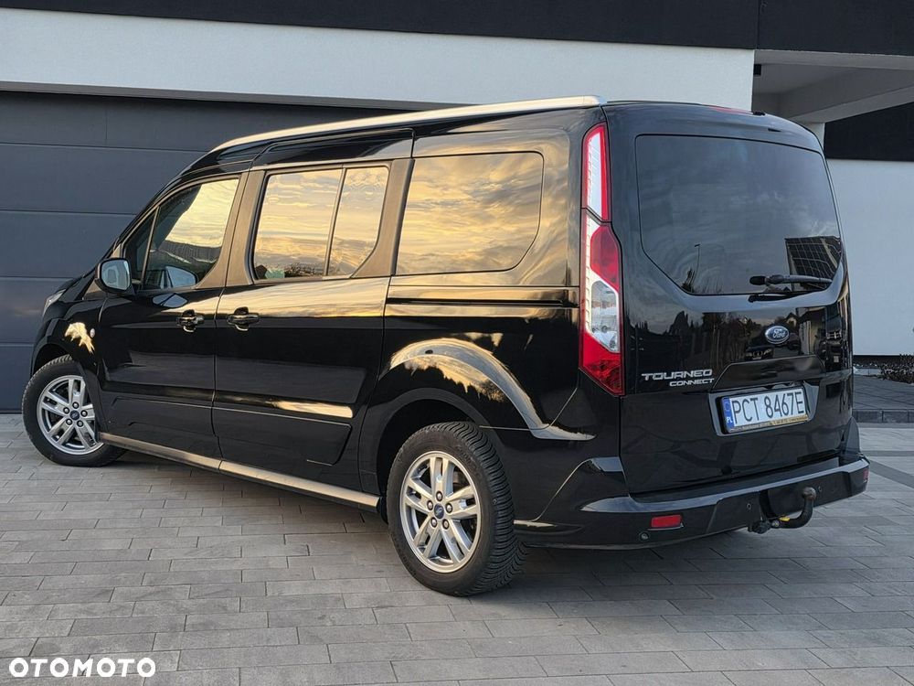 Ford Tourneo Connect Grand - 36