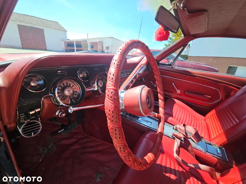Ford Mustang - 16