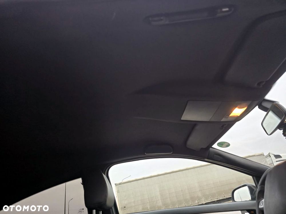 Opel Astra 2.0 Turbo Sport - 30