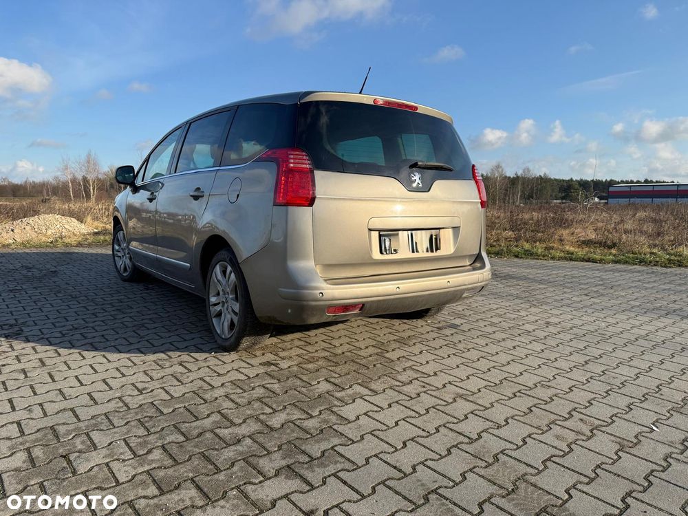 Peugeot 5008 2.0 HDi Premium - 3