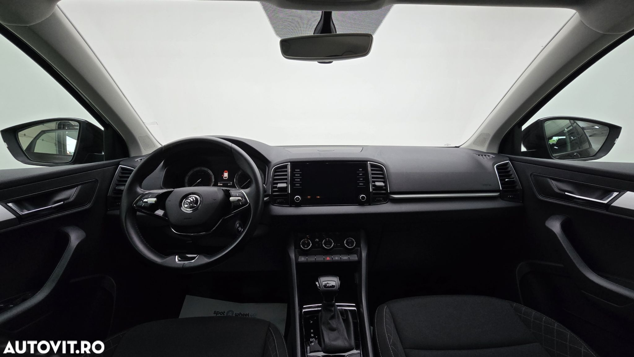 Skoda Karoq 1.5 TSI DSG Ambition - 14